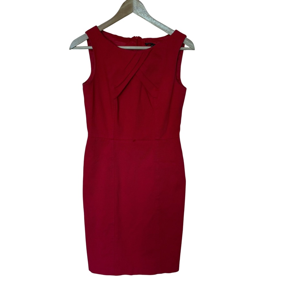 David Meister Sheath Dress Womens 4 Red Excellent‎ Textured Pleated Sleeveless